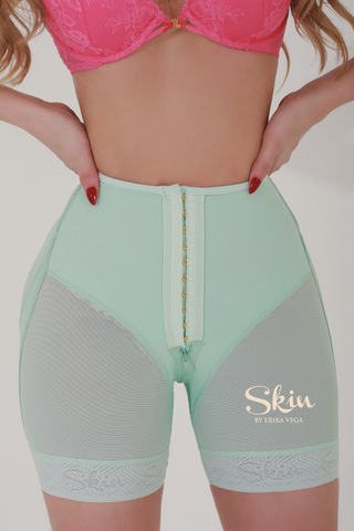 Peach Booty Short Decaderado