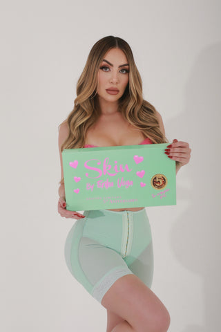 Peach Booty Short Decaderado